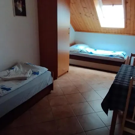 Priehrada Pensión Trstená